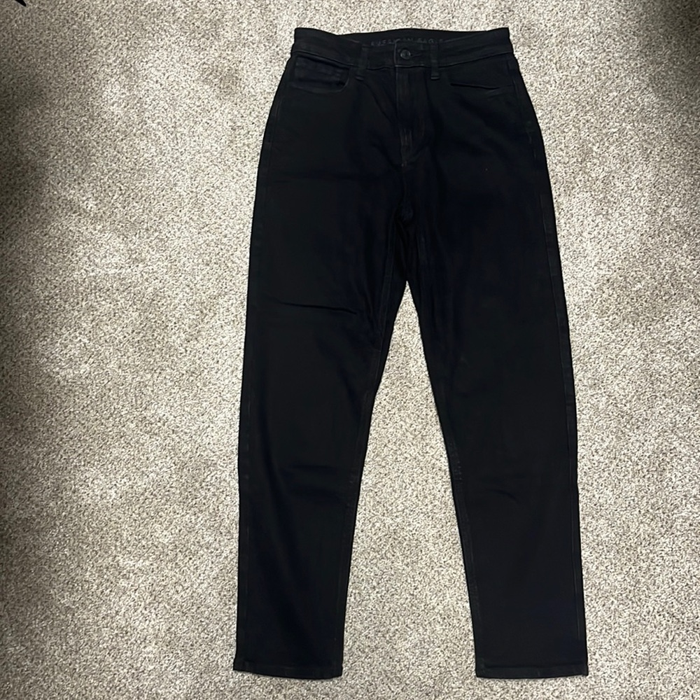 American Eagle Outfitters “Mom Jean”